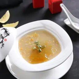 شوربة الدجاج بالذرة